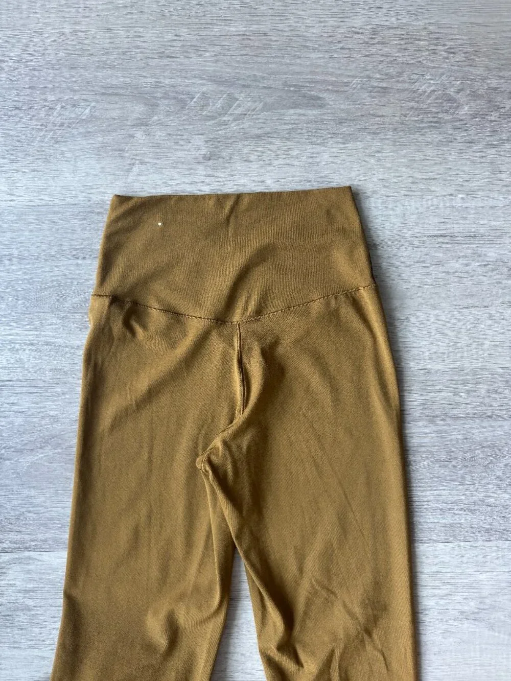 Aerie OFFLINE Flare Leggings Mustard Cedar Expedition M High Waisted Crossover Y - Picture 8 of 10